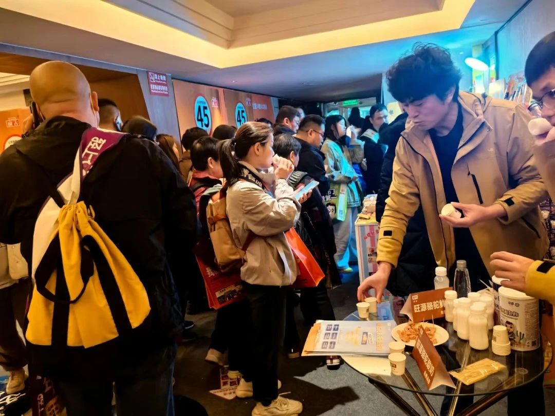 AG贵宾会·(中国)集团集团携新品惊艳亮相第112届糖酒会，引领健全乳品新潮水！